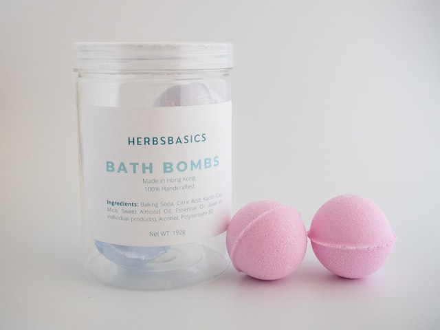 Bath bomb